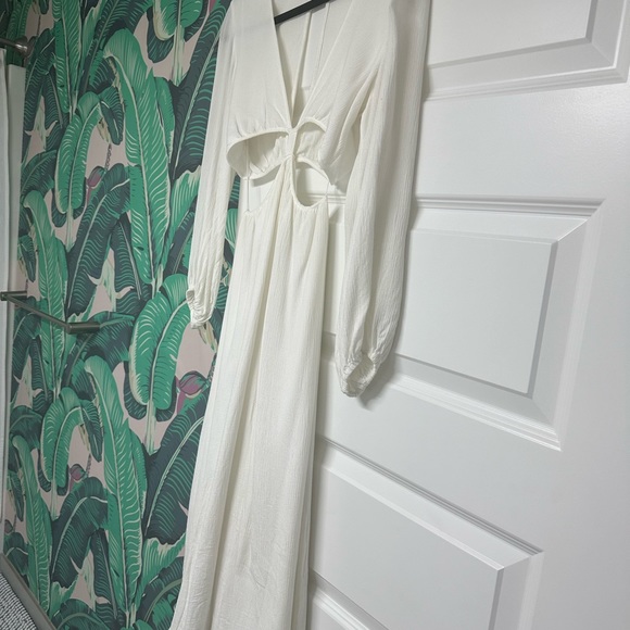 WAYF Cut out maxi dress - Picture 7 of 16